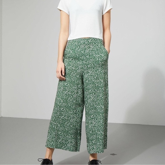 Weekday Brita Trousers Size 38 - Picture 1 of 9